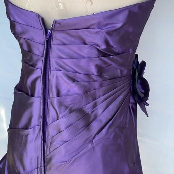 Mari Lee strapless purple prom dress size 3/4 - Picture 12 of 15